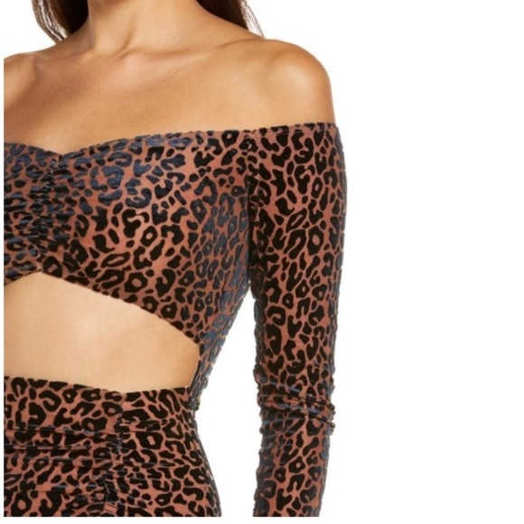 NWT Naked Wardrobe Leopard Long Sleeve Cutout Mini Dress Size Large - Picture 3 of 9